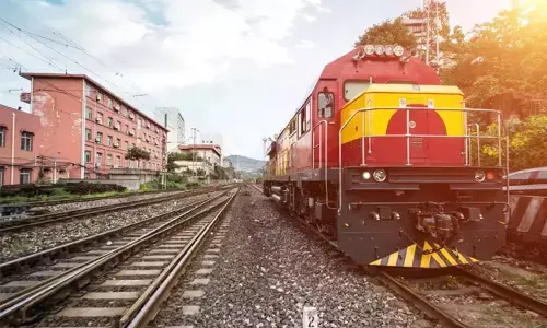 ಬೀದರ್ | ಭಾಲ್ಕಿ ರೈಲ್ವೆ ನಿಲ್ದಾಣದಲ್ಲಿ ತಿರುಪತಿ-ಔರಂಗಬಾದ್ ಎಕ್ಸ್ ಪ್ರೆಸ್ ರೈಲು ನಿಲುಗಡೆಗೆ ಅನುಮೋದನೆ