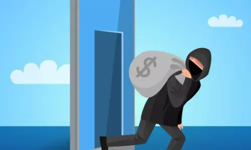 ಬೆಂಗಳೂರು | ಉದ್ಯಮಿಯ 2 ಕೋಟಿ ರೂ. ನಗದು ದರೋಡೆ : ಪ್ರಕರಣ ದಾಖಲು