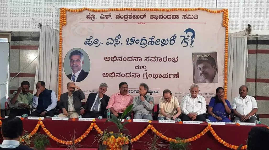 ಸಾಹಿತಿಗಳಿಗೆ ಅಂತರ್ ಶಿಸ್ತೀಯ ತಿಳುವಳಿಕೆ ಅಗತ್ಯ : ಪ್ರೊ.ಬರಗೂರು ರಾಮಚಂದ್ರಪ್ಪ ಸಾಹಿತಿಗಳಿಗೆ ಅಂತರ್ ಶಿಸ್ತೀಯ ತಿಳುವಳಿಕೆ ಅಗತ್ಯ : ಪ್ರೊ.ಬರಗೂರು ರಾಮಚಂದ್ರಪ್ಪ