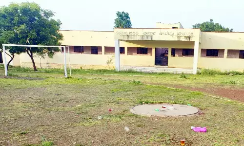 ಕಲಬುರಗಿ: ಯಳಸಂಗಿ ಸರಕಾರಿ ಪ್ರೌಢ ಶಾಲೆ ಆವರಣದಲ್ಲಿ ಕುಡುಕರ ಹಾವಳಿ