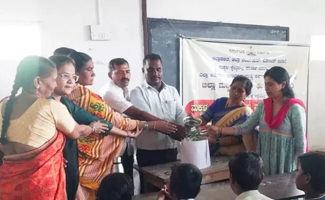 ಯಾದಗಿರಿ | ಬಾಲ್ಯ ವಿವಾಹ ನಿಷೇಧ ಕುರಿತು ಹಸನಾಪುರ ವಲಯ ಮಟ್ಟದ ಕಾರ್ಯಗಾರ