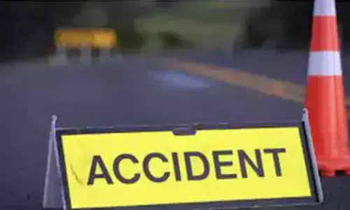 ಆಂಧ್ರ ಪ್ರದೇಶದಲ್ಲಿ ಭೀಕರ ರಸ್ತೆ  ಅಪಘಾತ: ಬಾಗೇಪಲ್ಲಿ ಮೂಲದ ಮೂವರು ಮೃತ್ಯು, 9 ಮಂದಿಗೆ ಗಾಯ