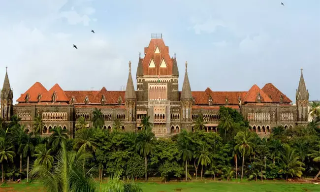 ‘ಐ ಲವ್ ಯೂ’ಹೇಳಿದರೆ ಲೈಂಗಿಕ ಉದ್ದೇಶ ಎಂದರ್ಥವಲ್ಲ: ಮುಂಬೈ ಹೈಕೋರ್ಟ್