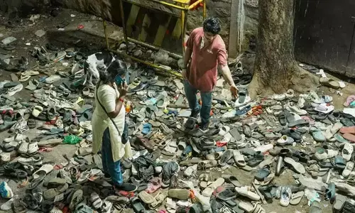 ಚಿನ್ನಸ್ವಾಮಿ ಸ್ಟೇಡಿಯಂ ಕಾಲ್ತುಳಿತ ಪ್ರಕರಣ | ಎಸಿಪಿ ವಿಕಾಸ್ ಕುಮಾರ್ ಅಮಾನತು ಆದೇಶ ವಜಾಗೊಳಿಸಿದ ಸಿಎಟಿ