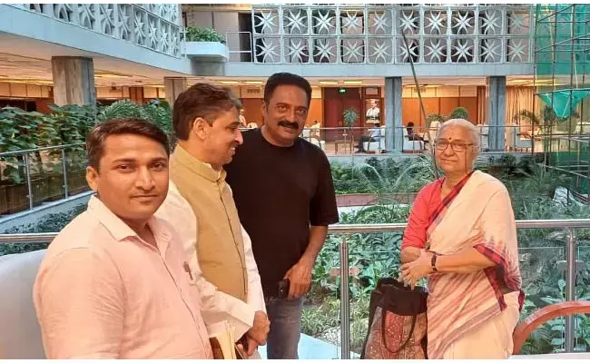 ಮೇಧಾ ಪಾಟ್ಕರ್ ಗೆ ಆಮಂತ್ರಣ ನೀಡಿದ್ದಕ್ಕೆ ವಿರೋಧ | ಭೂಸ್ವಾಧೀನ ಕಾಯ್ದೆ ಸಂಸದೀಯ ಸಮಿತಿಯ ಸಭೆಯನ್ನು ಬಲವಂತವಾಗಿ ರದ್ದುಗೊಳಿಸಿದ ಬಿಜೆಪಿ ಸಂಸದರು