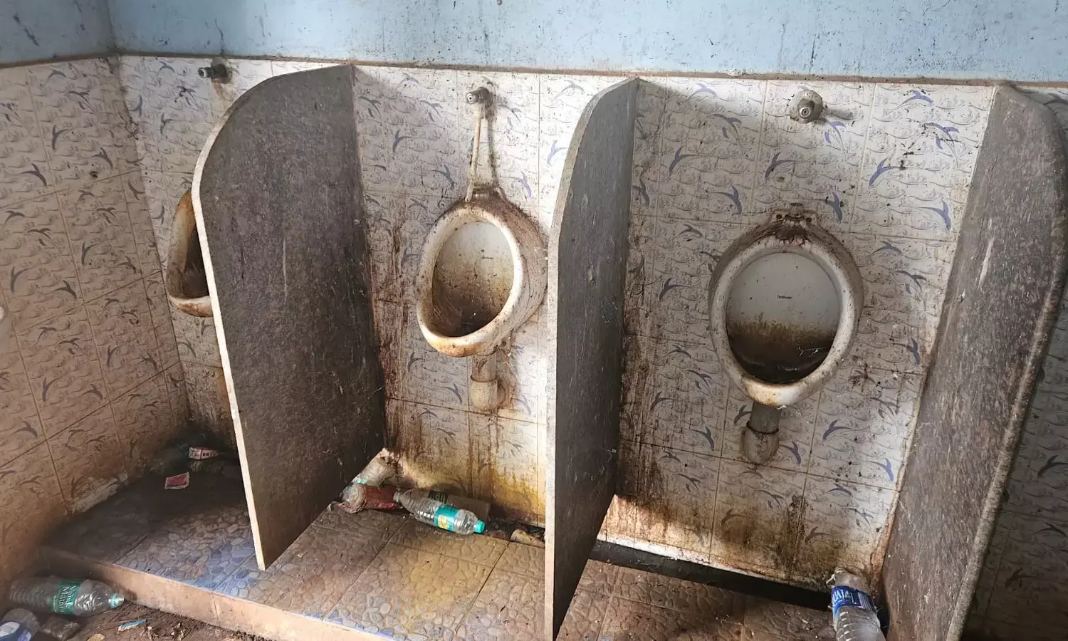 ಬ್ರಹ್ಮಾವರ ವಾರಂಬಳ್ಳಿ ಪಂಚಾಯತ್ ಅವ್ಯವಸ್ಥೆಗಳ ಆಗರ: ಕ್ರಮಕ್ಕೆ ಆಗ್ರಹ