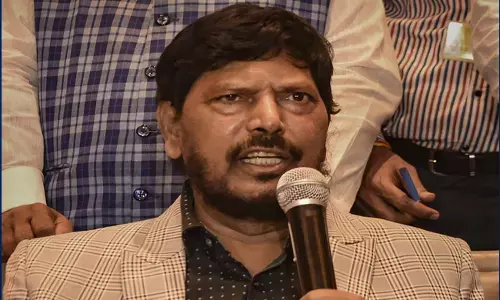 ಖಾಸಗಿ ಸಂಸ್ಥೆಗಳಲ್ಲಿ ಜಾತಿ ಆಧಾರಿತ ಉದ್ಯೋಗ ಮೀಸಲಾತಿ ಜಾರಿಗೊಳಿಸಬೇಕು: ಕೇಂದ್ರ ಸಚಿವ ದಾಮದಾಸ್ ಅಠವಳೆ ಸಲಹೆ