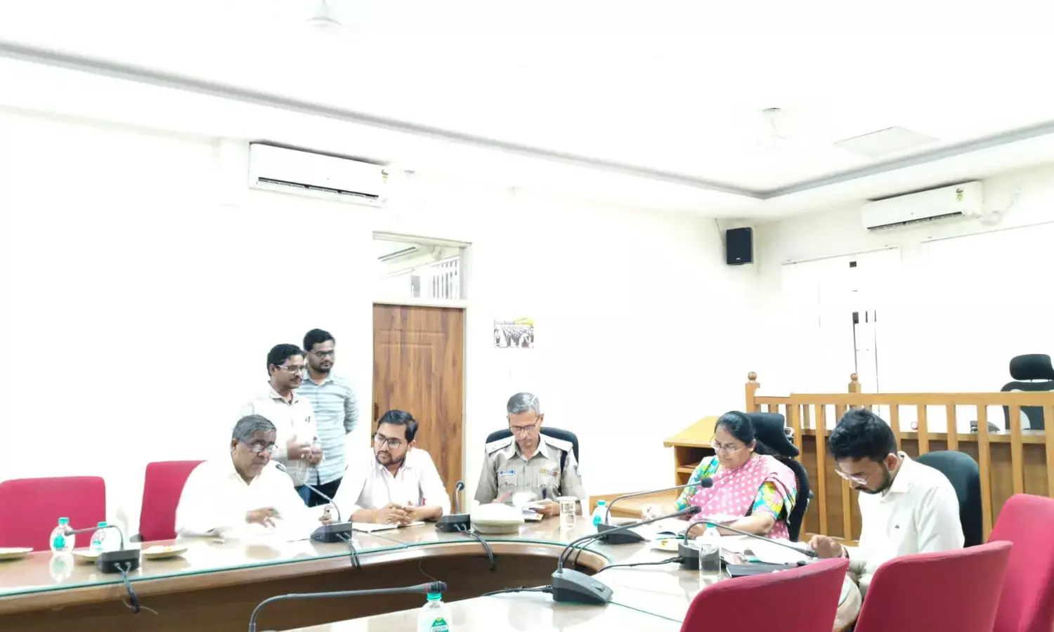 ಅಲೆಮಾರಿ-ಅರೆ ಅಲೆಮಾರಿ ಜನಾಂಗದ ಅರ್ಹ ಫಲಾನುಭವಿಗಳಿಗೆ ವಿವಿಧ ಸೌಲಭ್ಯ ಕಲ್ಪಿಸಿ : ಡಿಸಿ ಡಾ.ಸುಶೀಲಾ ಬಿ.