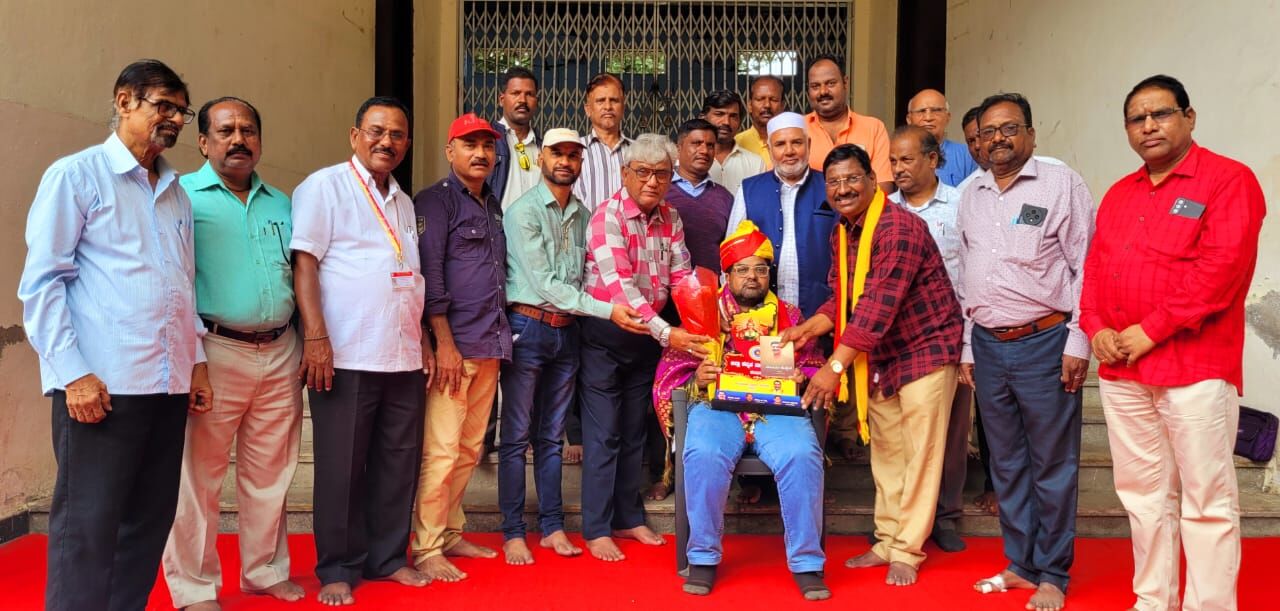 ಕಲಬುರಗಿ: ಬಾಲ ಸಾಹಿತ್ಯ ಪ್ರಶಸ್ತಿ ವಿಜೇತ ಗಝನ್ಫರ್ ಇಕ್ಬಾಲ್ ಗೆ ಕನ್ನಡ ಭವನದಲ್ಲಿ ಸನ್ಮಾನ