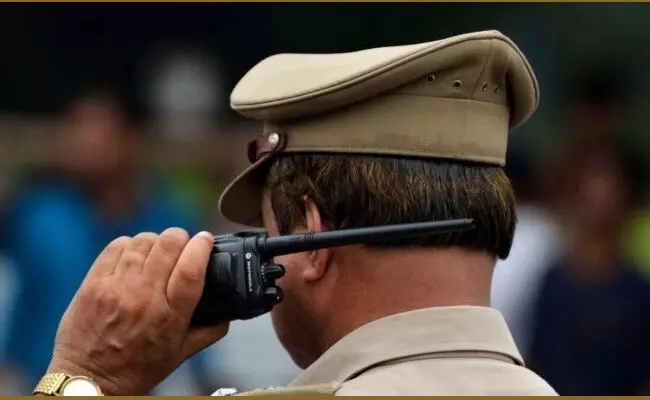 ಅಪರಾಧಿ ಪ್ರಜ್ಞೆಯ ಕಟ್ಟೆಯೊಡೆಯಿತು... ಅಪರಾಧಿ ಪ್ರಜ್ಞೆಯ ಕಟ್ಟೆಯೊಡೆಯಿತು...