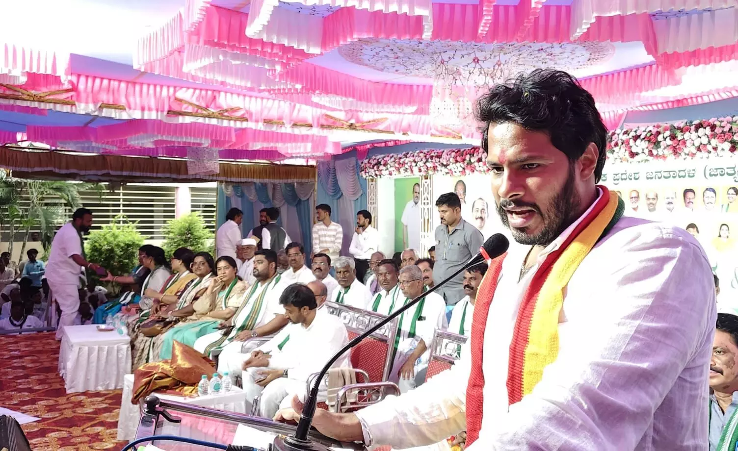 ಜನತಾದಳದಲ್ಲಿ ಇರುವಂತ ನಿಷ್ಠಾವಂತ, ಶ್ರಮಜೀವಿ ಕಾರ್ಯಕರ್ತರು ಬೇರೆ ಯಾವುದೇ ಪಕ್ಷದಲ್ಲಿಲ್ಲ : ನಿಖಿಲ್ ಕುಮಾರಸ್ವಾಮಿ