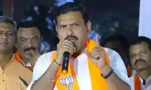 ಐಎಎಸ್ ಅಧಿಕಾರಿಗಳ ಸಂಘ ಸಿಎಂ ವಿರುದ್ಧ ಏಕೆ ದೂರು ನೀಡಿಲ್ಲ? : ವಿಜಯೇಂದ್ರ