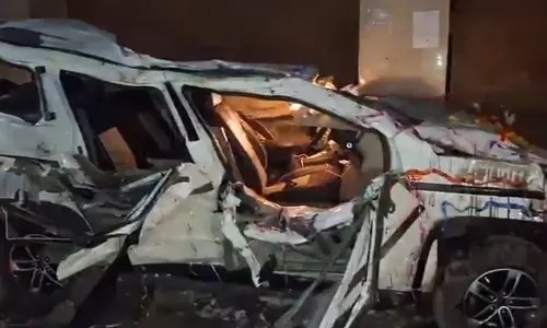 ಉತ್ತರ ಪ್ರದೇಶ | ಮದುವೆಗೆ ತೆರಳುತ್ತಿದ್ದ ಕಾರು ಕಾಲೇಜಿನ ಗೋಡೆಗೆ ಢಿಕ್ಕಿ; ವರ ಸೇರಿದಂತೆ ಒಂದೇ ಕುಟುಂಬದ 8 ಮಂದಿ ಮೃತ್ಯು