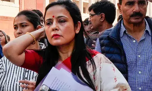 ಬಿಹಾರದಲ್ಲಿ ಮತದಾರರ ಪಟ್ಟಿ ವಿಶೇಷ ಪರಿಷ್ಕರಣೆ : ಚುನಾವಣಾ ಆಯೋಗದ ನಿರ್ದೇಶನದ ವಿರುದ್ಧ ಸುಪ್ರೀಂ ಕೋರ್ಟ್ ಮೊರೆ ಹೋದ ಮಹುವಾ ಮೊಯಿತ್ರಾ