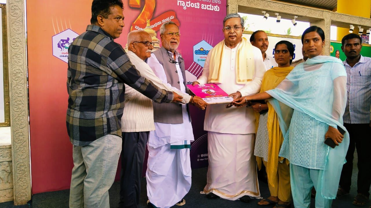 ಯಾದಗಿರಿ: ಜಿಲ್ಲಾ ನೂತನ ಬಸ್ ನಿಲ್ದಾಣದಲ್ಲಿ ವಸ್ತುಪ್ರದರ್ಶನ ಉದ್ಘಾಟನೆ