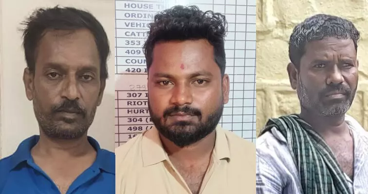 ಕಲಬುರಗಿ | ಬೈಕ್ ಕಳ್ಳತನ ಮಾಡುತ್ತಿದ್ದ ಮೂವರು ಆರೋಪಿಗಳ ಬಂಧನ : ಎಸ್ಪಿ ಅಡ್ಡೂರು ಶ್ರೀನಿವಾಸಲು ಕಲಬುರಗಿ | ಬೈಕ್ ಕಳ್ಳತನ ಮಾಡುತ್ತಿದ್ದ ಮೂವರು ಆರೋಪಿಗಳ ಬಂಧನ : ಎಸ್ಪಿ ಅಡ್ಡೂರು ಶ್ರೀನಿವಾಸಲು