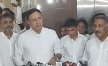 ಕರ್ನಾಟಕದ ತೊಗರಿ ಬೆಳೆಗಾರರಿಗೆ ವಾರ್ಷಿಕ 1550 ಕೋಟಿ ರೂ.ನಷ್ಟ: ಬಿಜೆಪಿ ವಿರುದ್ಧ ಸುರ್ಜೇವಾಲ ವಾಗ್ದಾಳಿ