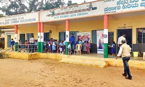 4,134 ಸರಕಾರಿ ಪ್ರಾಥಮಿಕ ಶಾಲೆಗಳಲ್ಲಿ ಇಂಗ್ಲಿಷ್ ಮಾಧ್ಯಮ ಆದೇಶ ಹಿಂಪಡೆಯದಿರಲು ರಾಜ್ಯ ಸರಕಾರ ನಿರ್ಧಾರ