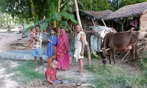 ಬಿಹಾರ ಗ್ರಾಮಗಳಲ್ಲಿ ಭಯ, ಗೊಂದಲ: ಮತದಾರರ ಪಟ್ಟಿ ಪರಿಷ್ಕರಣೆ ನಡುವೆ ಪೌರತ್ವ ಸಾಬೀತಿಗೆ ಸ್ಥಳೀಯರ ಪರದಾಟ; ವರದಿ