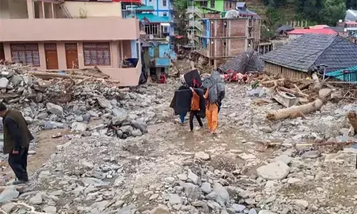 ಭೂಕುಸಿತಕ್ಕೆ ಮುನ್ನ ಗ್ರಾಮಸ್ಥರನ್ನು ಎಚ್ಚರಿಸಿದ ನಾಯಿ; ದುರಂತದಿಂದ ಪಾರಾದ 67 ಮಂದಿ