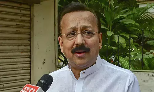 ಬಾಬಾ ಸಿದ್ದೀಕ್ ರ ಫೋನ್ ನಂಬರ್ ಪಡೆಯಲು ಯತ್ನ: ಬ್ಯಾಂಕ್ ಉದ್ಯೋಗಿ ಬಂಧನ