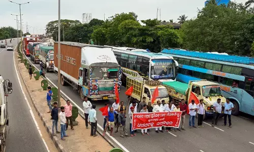 ಭಾರತ್ ಬಂದ್ | ಬಿಹಾರ, ಪಶ್ಚಿಮ ಬಂಗಾಳದಲ್ಲಿ ರೈಲು ತಡೆ, ಸಾರ್ವಜನಿಕ ಸಾರಿಗೆಯಲ್ಲಿ ಅಡಚಣೆ