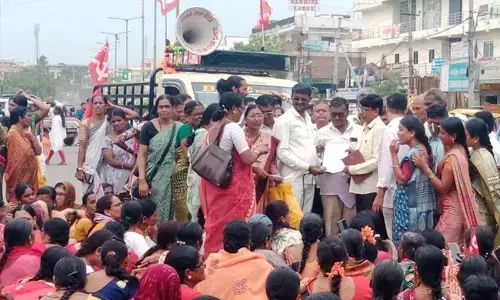 ಆಳಂದ | ಭಾರತ್ ಬಂದ್ ಮುಷ್ಕರಕ್ಕೆ ಬೆಂಬಲಿಸಿ ವಿವಿಧ ಸಂಘಟನೆಗಳಿಂದ ಪ್ರತಿಭಟನೆ