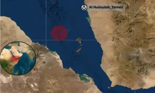 ಹೌದಿ ದಾಳಿಯಿಂದ ಮುಳುಗಿದ ಹಡಗು; ಯೆಮೆನ್ ಕರಾವಳಿಯಲ್ಲಿ ತೀವ್ರ ಶೋಧ