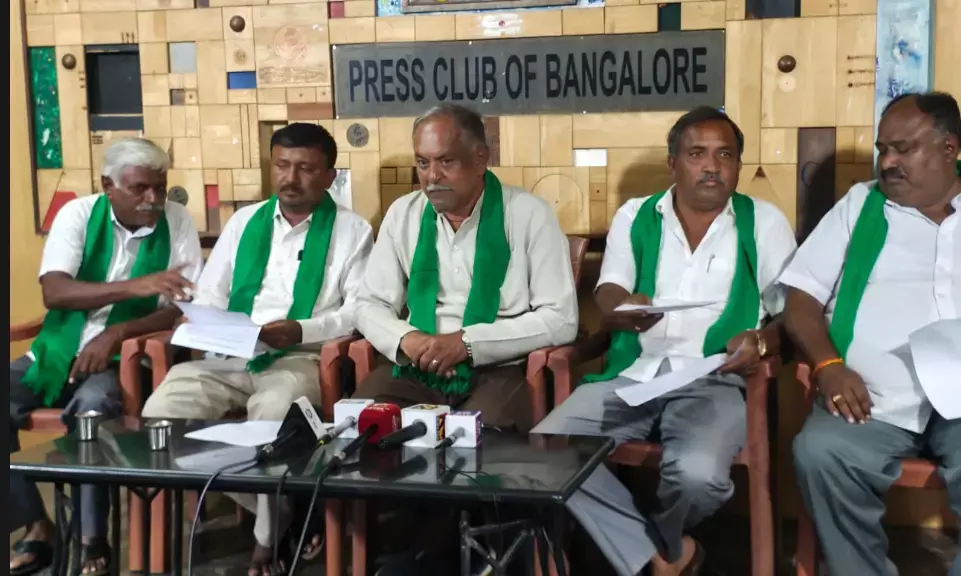 ಕೈಗಾರಿಕೆ ಉದ್ದೇಶಕ್ಕೆ ಭೂಮಿ ನೀಡುವ ರೈತರಿಗೆ ಸರಕಾರ ಬೆಂಬಲ ನೀಡಲು ಮನವಿ