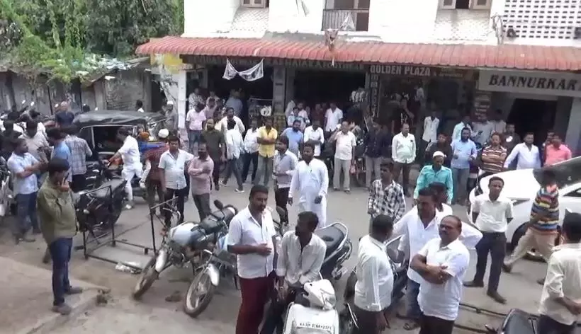 ಕಲಬುರಗಿ | ಹಾಡಹಗಲೇ ಜ್ಯುವೆಲ್ಲರಿಯಿಂದ 3 ಕೆಜಿ ಚಿನ್ನಾಭರಣ ದರೋಡೆ