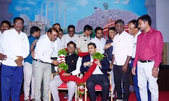 ರಾಯಚೂರು | ನಿರ್ಗಮಿತ ಸಿಇಓಗೆ ಬೀಳ್ಕೊಡುಗೆ, ನೂತನ ಸಿಇಓಗೆ ಸ್ವಾಗತ ಕಾರ್ಯಕ್ರಮ