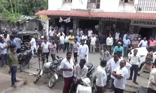 ಕಲಬುರಗಿ | ಹಾಡಹಗಲೇ ಜ್ಯುವೆಲ್ಲರಿಯಿಂದ 3 ಕೆಜಿ ಚಿನ್ನಾಭರಣ ದರೋಡೆ