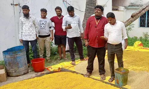 ಮಾನ್ವಿ | ಕಲಬೆರಕೆ ಆಹಾರ ಪದಾರ್ಥ ಮಾರಾಟ : ಅಧಿಕಾರಿಗಳಿಂದ ದಾಳಿ