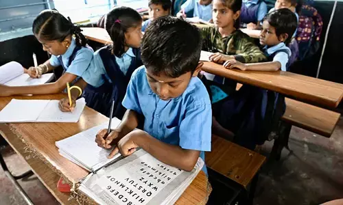 ಸರಕಾರಿ ಶಾಲೆಗಳಲ್ಲಿ ಇಂಗ್ಲಿಷ್ ಮಾಧ್ಯಮ: ಕರ್ನಾಟಕ ಮಾದರಿ