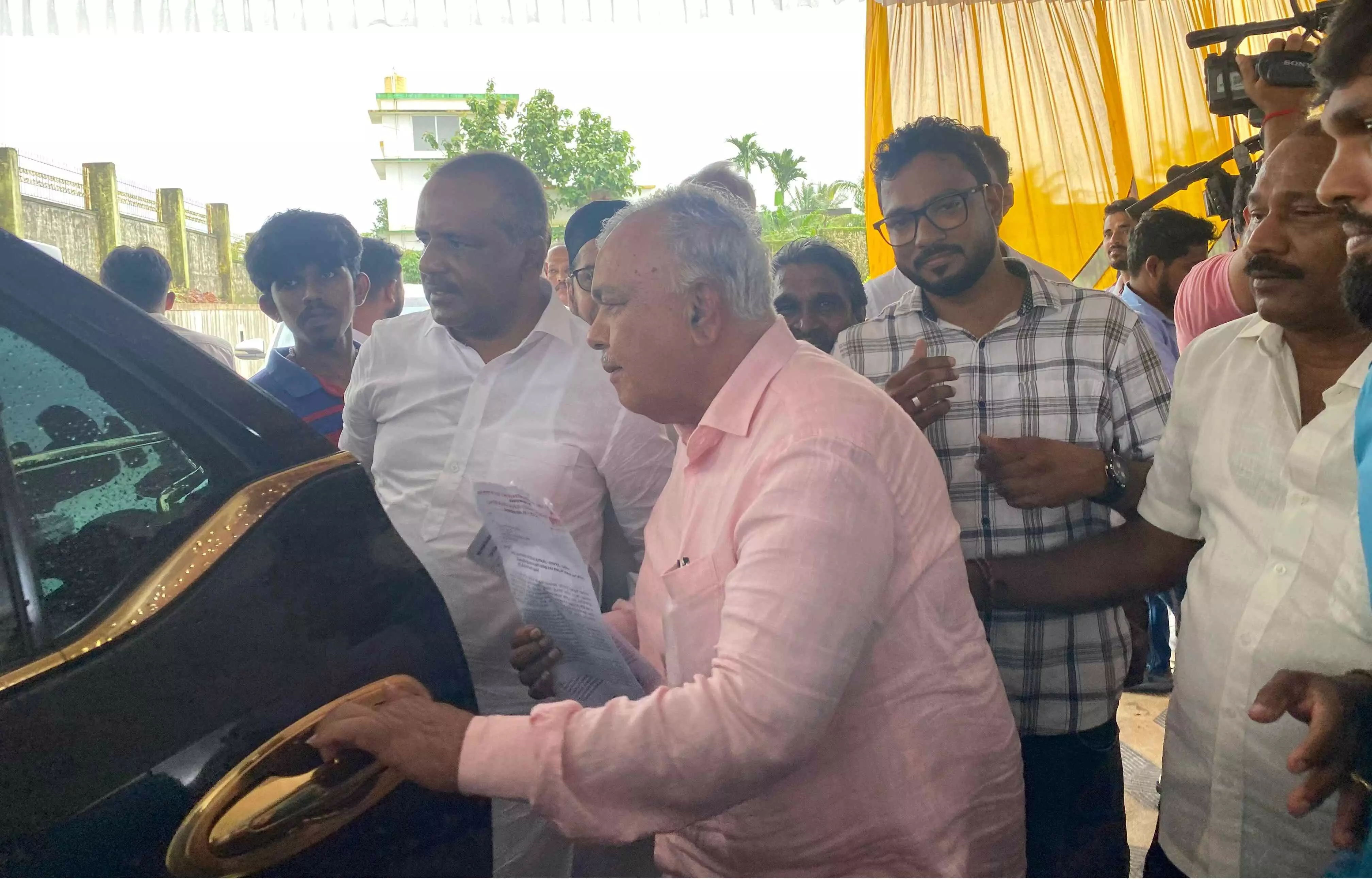 ಮಂಗಳೂರಿನಿಂದ ಮೊಂಟೆಪದವು ಮಾರ್ಗವಾಗಿ ಮುಡಿಪುವಿಗೆ ಹೆಚ್ಚುವರಿ ಸರ್ಕಾರಿ ಬಸ್ ಬೇಡಿಕೆ: ಸಾರಿಗೆ ಸಚಿವರಿಗೆ ಡಿವೈಎಫ್ಐ ಮನವಿ ಮಂಗಳೂರಿನಿಂದ ಮೊಂಟೆಪದವು ಮಾರ್ಗವಾಗಿ ಮುಡಿಪುವಿಗೆ ಹೆಚ್ಚುವರಿ ಸರ್ಕಾರಿ ಬಸ್ ಬೇಡಿಕೆ: ಸಾರಿಗೆ ಸಚಿವರಿಗೆ ಡಿವೈಎಫ್ಐ ಮನವಿ