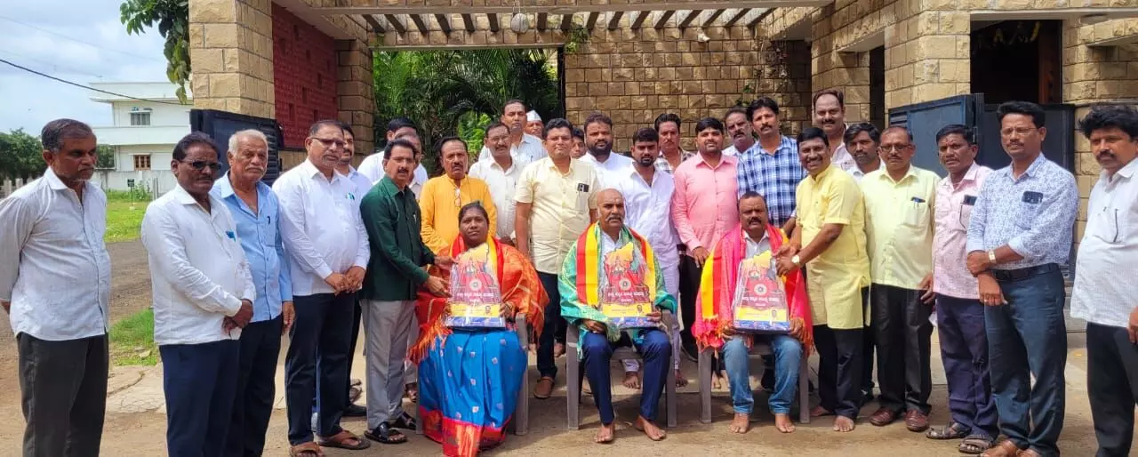 ಕಲಬುರಗಿ | ಯುವ ಸಾಹಿತ್ಯ ಸಮ್ಮೇಳನದ ಸ್ವಾಗತ ಸಮಿತಿ ಅಧ್ಯಕ್ಷ, ಕಾರ್ಯಾಧ್ಯಕ್ಷರಿಗೆ ಸತ್ಕಾರ ಕಲಬುರಗಿ | ಯುವ ಸಾಹಿತ್ಯ ಸಮ್ಮೇಳನದ ಸ್ವಾಗತ ಸಮಿತಿ ಅಧ್ಯಕ್ಷ, ಕಾರ್ಯಾಧ್ಯಕ್ಷರಿಗೆ ಸತ್ಕಾರ