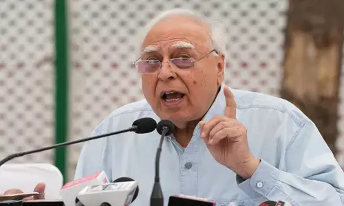 ಚುನಾವಣಾ ಆಯೋಗ ಸದಾ ಮೋದಿ ಸರಕಾರದ ಕೈಗೊಂಬೆಯಾಗಿದೆ: ಕಪಿಲ್ ಸಿಬಲ್