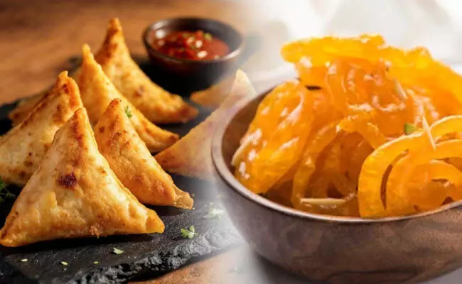 ಸಿಗರೇಟ್ ಜತೆ ಆರೋಗ್ಯ ಎಚ್ಚರಿಕೆ ಪಟ್ಟಿಗೆ ಸೇರಿದ ಸಮೋಸಾ, ಜಿಲೇಬಿ! ಸಿಗರೇಟ್ ಜತೆ ಆರೋಗ್ಯ ಎಚ್ಚರಿಕೆ ಪಟ್ಟಿಗೆ ಸೇರಿದ ಸಮೋಸಾ, ಜಿಲೇಬಿ!