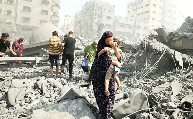 ಅಕ್ರಮ ವಲಸಿಗರೇ ಅಧಿಕೃತರಾಗಿ ಮೂಲನಿವಾಸಿಗಳನ್ನು ಅಪರಾಧಿಗಳಾಗಿಸುವ ಪ್ರಕ್ರಿಯೆ