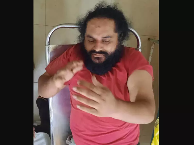 ಯಲ್ಲಾಪುರ| ಪೊಲೀಸರಿಂದ ಫೈರಿಂಗ್: ರೌಡಿಶೀಟರ್ ಪ್ರವೀಣ್ ಮನೋಹರ್ ಬಂಧನ