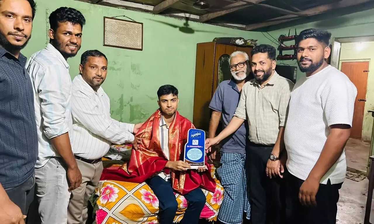 ಪೆರ್ನೆ ವೆಲ್ಫೇರ್ ಅಸೋಸಿಯೇಶನ್‌ನಿಂದ ಸಿಎ ತೇರ್ಗಡೆ ಹೊಂದಿದ ವಿದ್ಯಾರ್ಥಿಗೆ ಸನ್ಮಾನ