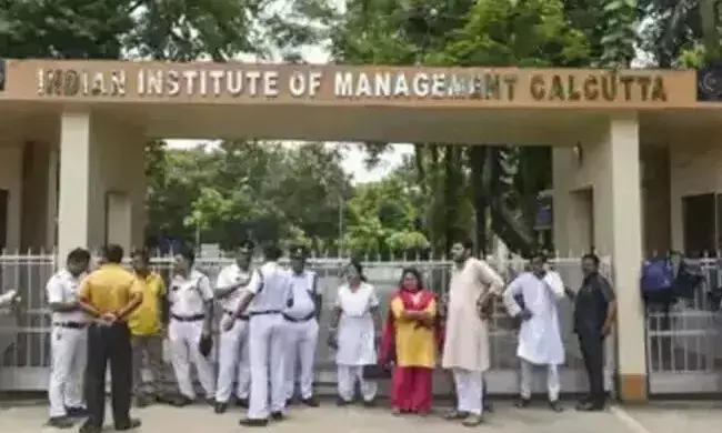 ಐಐಎಂ-ಕೋಲ್ಕತ್ತಾ ಅತ್ಯಾಚಾರ ಪ್ರಕರಣ | ತಂಪು ಪಾನೀಯದಲ್ಲಿ ನಿದ್ರೆ ಮಾತ್ರೆಗಳನ್ನು ಬೆರೆಸಿರುವುದನ್ನು ಒಪ್ಪಿಕೊಂಡ ಆರೋಪಿ