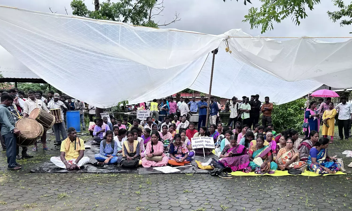 ವಿವಿಧ ಬೇಡಿಕೆಗಳ ಈಡೇರಿಕೆಗೆ ಒತ್ತಾಯಿಸಿ ಕೊರಗರಿಂದ ಧರಣಿ ಸತ್ಯಾಗ್ರಹ