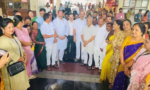 ಗ್ಯಾರಂಟಿ ಶಕ್ತಿ ಯೋಜನೆಯಲ್ಲಿ 500 ಕೋಟಿ ಮಹಿಳೆಯರ ಪ್ರಯಾಣ; ದ.ಕ ಜಿಲ್ಲಾ ಕಾಂಗ್ರೆಸ್ ವತಿಯಿಂದ ಸಂಭ್ರಮಾಚರಣೆ