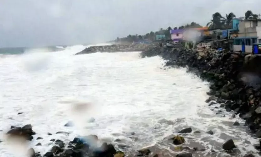 ಅರಬ್ಬಿ ಸಮುದ್ರದಲ್ಲಿ ಬಿರುಗಾಳಿ ಸಾಧ್ಯತೆ: ಮೀನುಗಾರರು ಸಮುದ್ರಕ್ಕೆ ಇಳಿಯದಂತೆ ಸೂಚನೆ