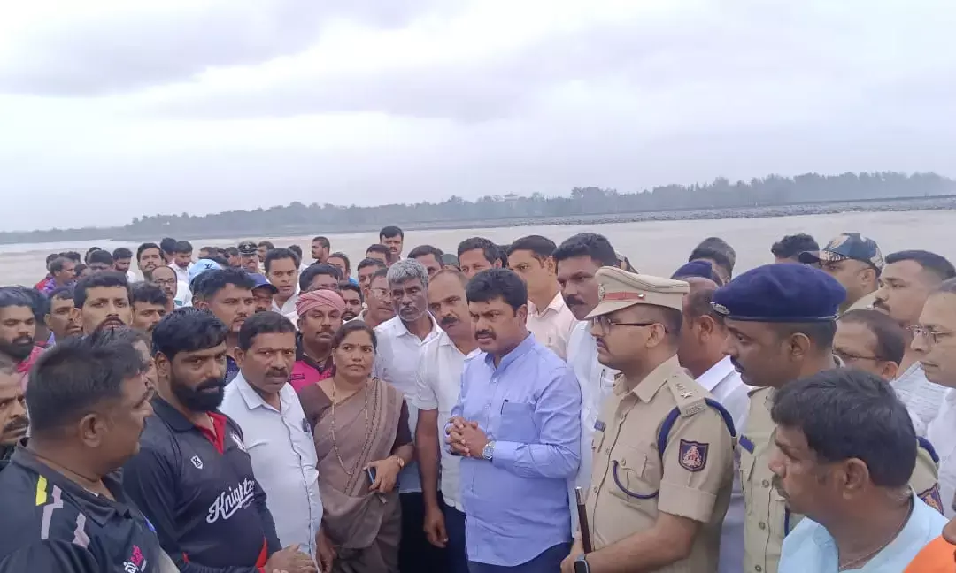 ದೋಣಿ ದುರಂತ: ಹೆಲಿಕಾಪ್ಟರ್ ಕಾರ್ಯಾಚರಣೆಗೆ ಸಂಸದ ರಾಘವೇಂದ್ರ ಮನವಿ