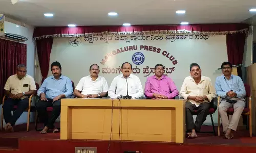 ಕೆಂಪುಕಲ್ಲು, ಮರಳಿಲ್ಲದೆ ನಿರ್ಮಾಣ ಕ್ಷೇತ್ರ ಸ್ಥಗಿತ: ಸಿವಿಲ್ ಗುತ್ತಿಗೆದಾರರ ಅಸೋಸಿಯೇಶನ್