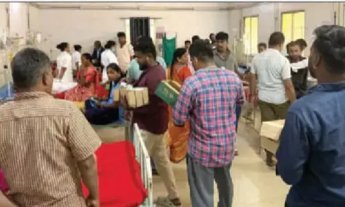 ಅರಸೀಕೆರೆ |  ಪ್ರಸಾದ ಸೇವಿಸಿದ್ದ 50ಕ್ಕೂ ಅಧಿಕ ಮಂದಿ ಅಸ್ವಸ್ಥ