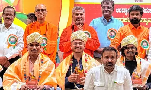 ಯಾದಗಿರಿ | ವೇಣುಗೋಪಾಲ ನಾಯಕರಿಗೆ ಧಾರವಾಡ ವಿವಿಯಿಂದ ಸನ್ಮಾನ