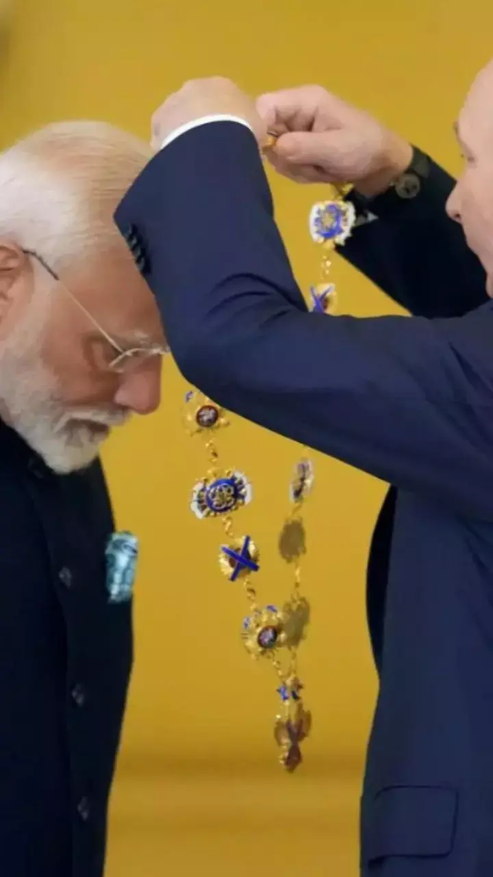 ಪ್ರಧಾನಿ ನರೇಂದ್ರ ಮೋದಿಗೆ ವಿದೇಶಗಳಲ್ಲಿ ಸಿಕ್ಕ ಪ್ರಶಸ್ತಿಗಳೆಷ್ಟು? ಪ್ರಧಾನಿ ನರೇಂದ್ರ ಮೋದಿಗೆ ವಿದೇಶಗಳಲ್ಲಿ ಸಿಕ್ಕ ಪ್ರಶಸ್ತಿಗಳೆಷ್ಟು?